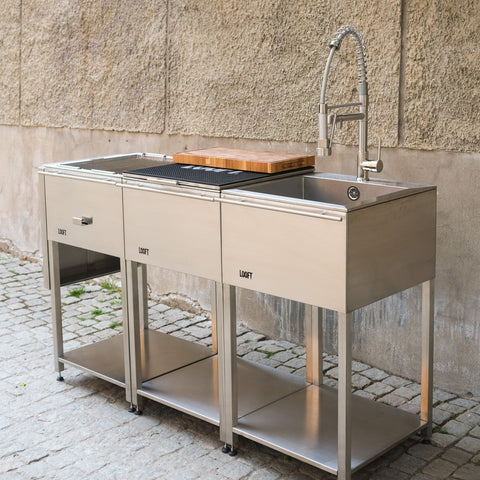 Outdoor kitchen designed with modules
